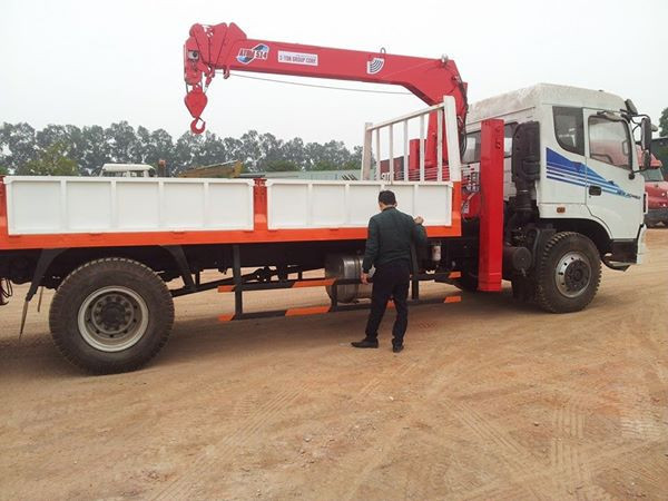 Thuê xe cẩu nâng tải trên 1000 tấn giá rẻ nhất Hà Nội.4
